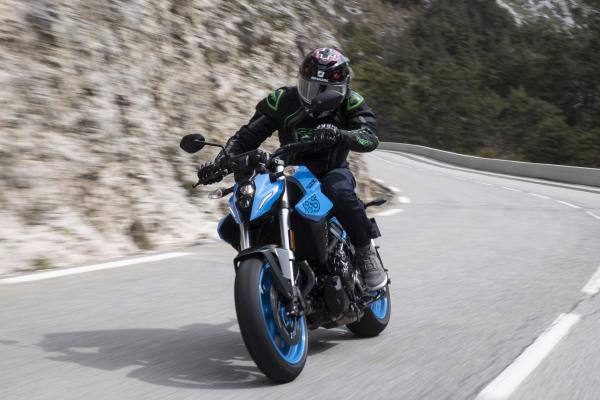 Suzuki GSX-8S review